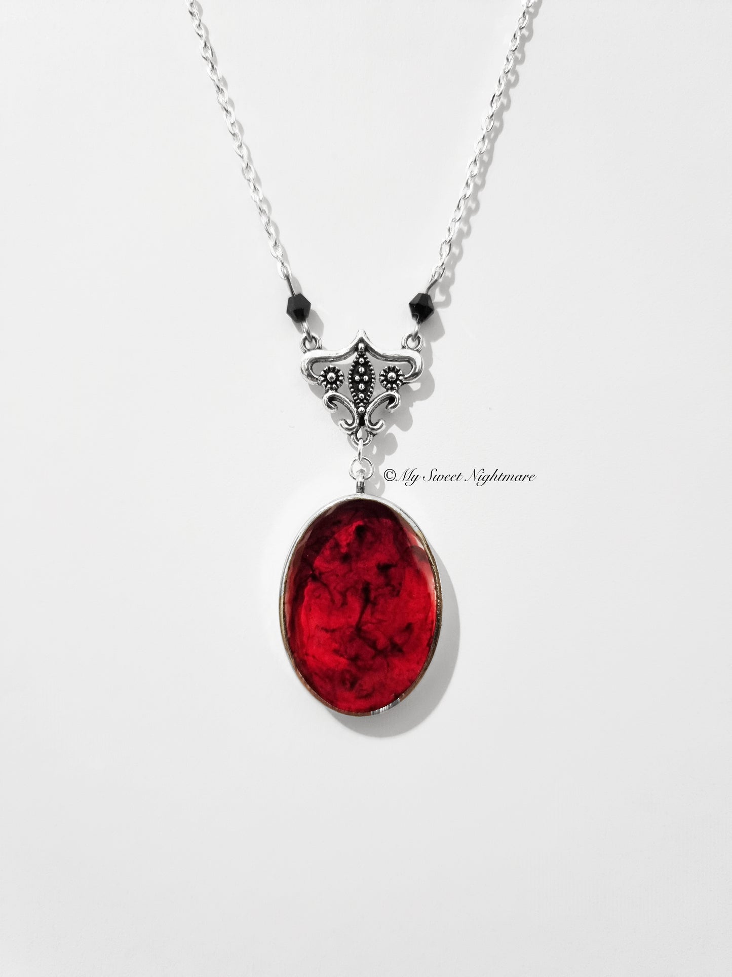 "LAMIA" Gothic Necklace with Blood Effect Cabochon